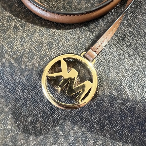 Michael Kors Travel Signature Large NS Tote Bag, Women's - Picture 7 of 11